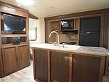 2015 Cruiser RV Radiance Photo #5