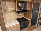 2015 Cruiser RV Radiance Photo #13