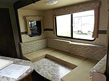 2015 Cruiser RV Radiance Photo #8