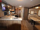 2015 Cruiser RV Radiance Photo #9