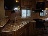 2015 Cruiser RV Radiance Photo #9