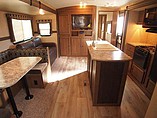 2015 Cruiser RV Radiance Photo #4