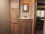 2015 Cruiser RV Radiance Photo #8