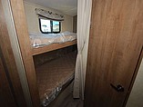 2015 Cruiser RV Radiance Photo #9