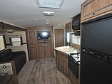 2015 Cruiser RV Radiance Photo #11