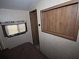 2015 Cruiser RV Radiance Photo #12