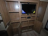 2015 Cruiser RV Radiance Photo #15