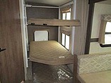 2015 Cruiser RV Radiance Photo #10