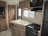 2015 Cruiser RV Radiance Photo #14