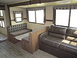 2015 Cruiser RV Radiance Photo #4