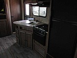 2015 Cruiser RV Radiance Photo #11