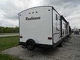 2015 Cruiser RV Radiance Photo #3