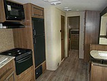 2015 Cruiser RV Radiance Photo #9