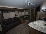 2015 Cruiser RV Radiance Photo #7