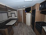 2015 Cruiser RV Radiance Photo #8
