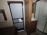 2015 Cruiser RV Radiance Photo #12