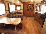 2015 Cruiser RV Radiance Photo #4