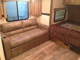 2015 Cruiser RV Shadow Cruiser Photo #14