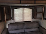 2015 Cruiser RV Shadow Cruiser Photo #5