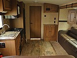 2015 Cruiser RV Shadow Cruiser Photo #8