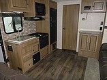 2016 Cruiser RV Shadow Cruiser Photo #7