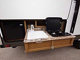 2015 Cruiser RV Shadow Cruiser Photo #5