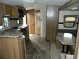 2015 Cruiser RV Shadow Cruiser Photo #4