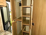 2015 Cruiser RV Shadow Cruiser Photo #9