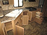 2015 Cruiser RV Shadow Cruiser Photo #18