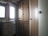 2015 Cruiser RV Shadow Cruiser Photo #9