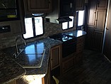 2015 Cruiser RV Shadow Cruiser Photo #13