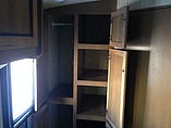 2015 Cruiser RV Shadow Cruiser Photo #15