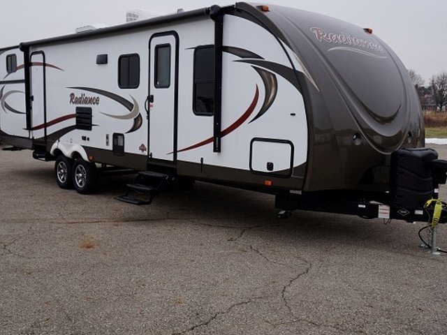 2015 Cruiser RV Radiance Photo