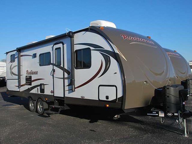 2015 Cruiser RV Radiance Photo