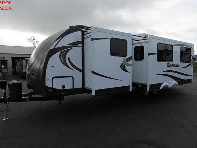 2015 Cruiser RV Radiance Photo