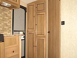 2015 Cruiser RV Shadow Cruiser Photo #9