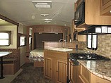 2015 Cruiser RV Shadow Cruiser Photo #13