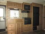 2015 Cruiser RV Shadow Cruiser Photo #14