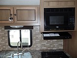 2014 Cruiser RV Shadow Cruiser Photo #8