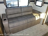 2015 Cruiser RV Shadow Cruiser Photo #7