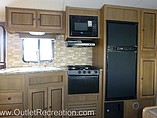 2015 Cruiser RV Shadow Cruiser Photo #8