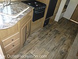 2016 Cruiser RV Shadow Cruiser Photo #9