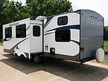 2014 Cruiser RV Shadow Cruiser Photo #4
