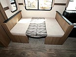 2014 Cruiser RV Shadow Cruiser Photo #19