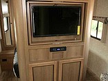 2014 Cruiser RV Shadow Cruiser Photo #21