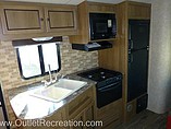 2015 Cruiser RV Shadow Cruiser Photo #5