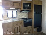2015 Cruiser RV Shadow Cruiser Photo #17