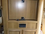 2015 Cruiser RV Shadow Cruiser Photo #19