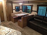 2015 Cruiser RV Shadow Cruiser Photo #10
