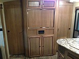 2015 Cruiser RV Shadow Cruiser Photo #15